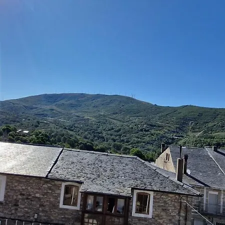 Сasa de vacaciones Casa Rustica Cesar Lubián